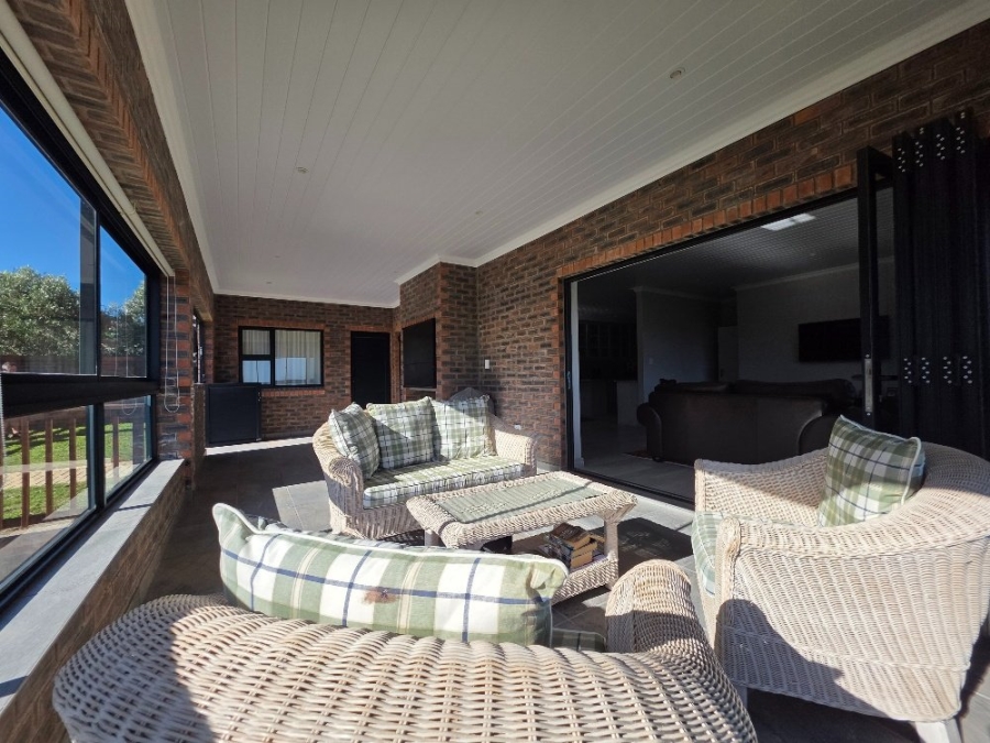 4 Bedroom Property for Sale in Dana Bay Western Cape
